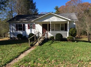 238 D C Lilly Rd, Daniels, WV 25832