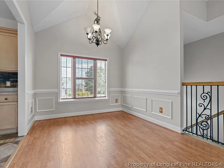 109 Canyon Ct — Photo 7