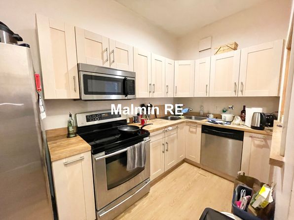 860 Huntington Ave #1