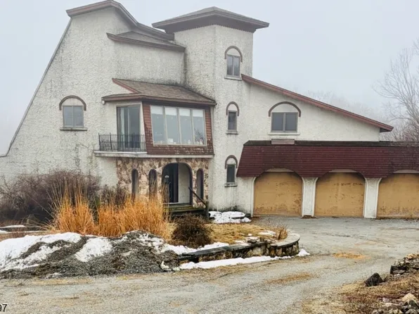 87 Bickel Road, Franklin Twp., NJ 07882