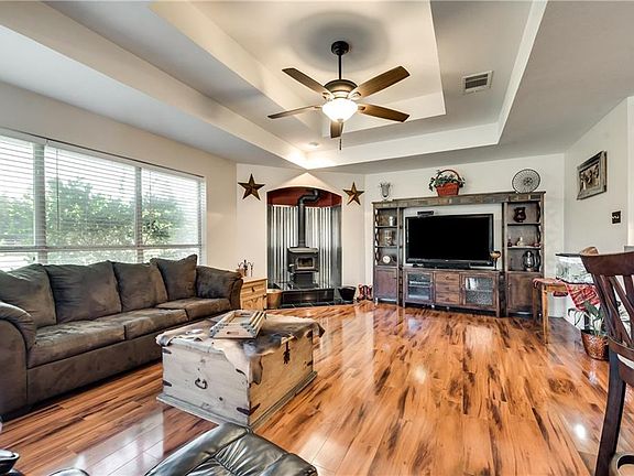3rd image of 239 Becky Ln