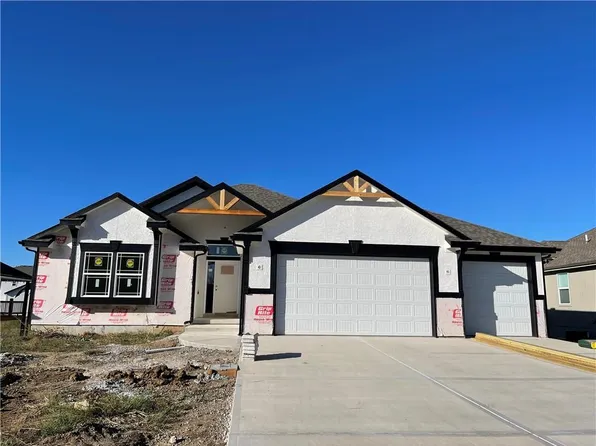 1469 N 162nd St, Basehor, KS 66007