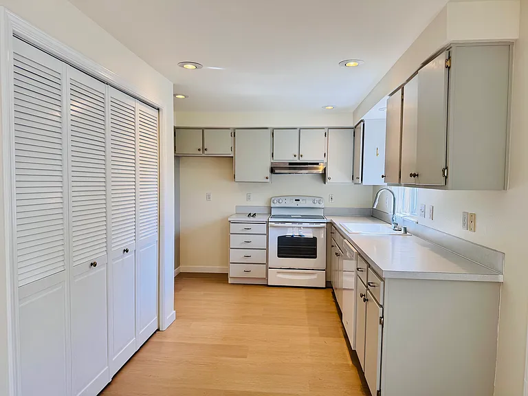 Kitchen- fridge will be provided