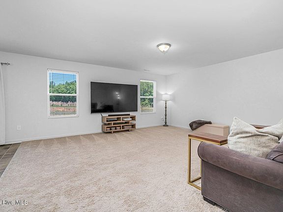 5th image of 360 Riley Way