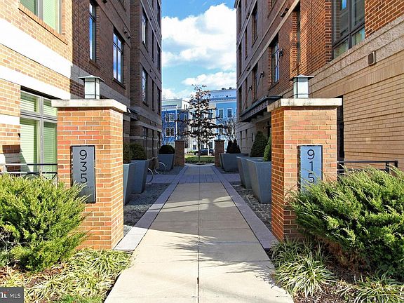 2nd image of 915 N Patrick St APT 101