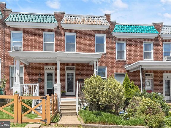 2nd image of 4442 Newport Ave