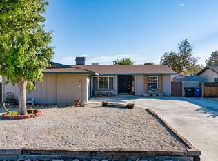 10641 Applewood Dr, California City, CA 93505