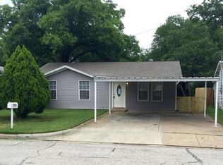 8516 Raymond Ave, White Settlement, TX 76108