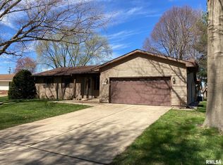 2617 Cardifs Ave, Springfield, IL 62704