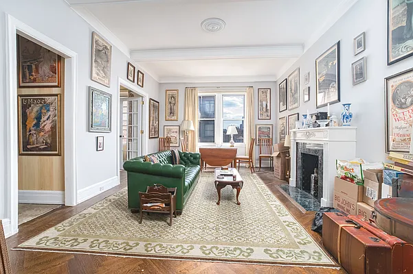 Sold by Compass | media 1