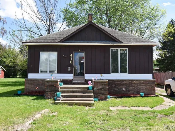 418 E Elm St, Gillespie, IL 62033