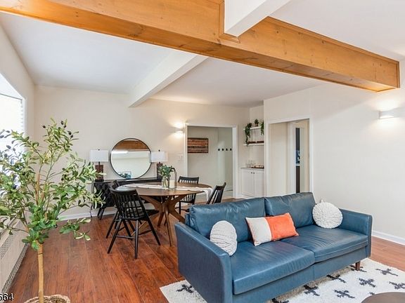 5th image of 34 Claremont Ave #1