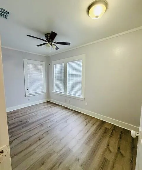 1400 N Dunlap Ave — Photo 5