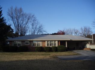 606 Foster Rd, Dalton, GA 30720