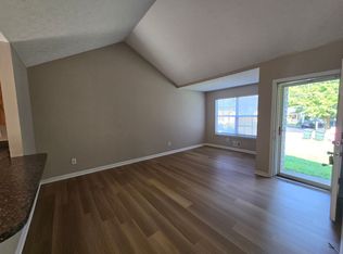 3710 Locust Ave, Jeffersontown, KY 40299