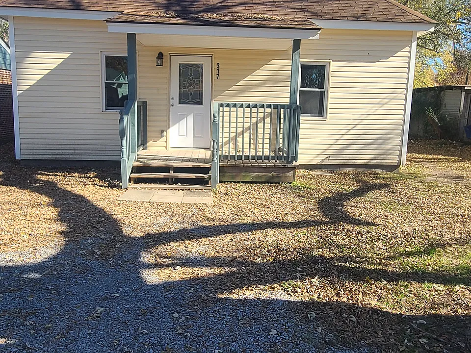 317 N Indianola St