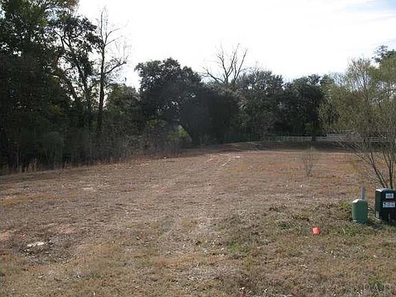 3rd image of 5A Southlake Dr