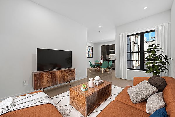 1st image of 507 8th Ave APT 2