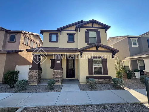 5830 E Grove Ave Photo 1