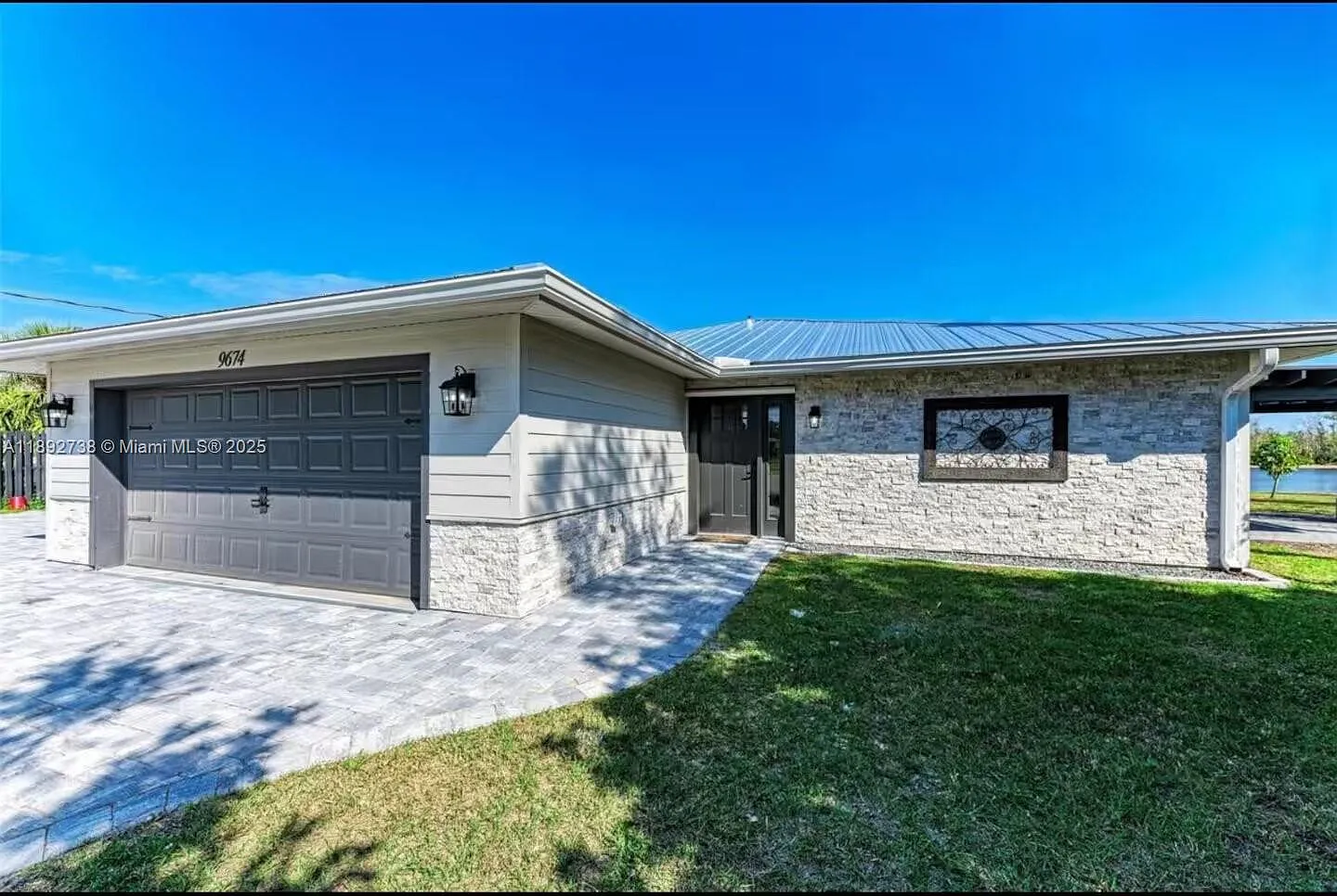 3 bed, 2.0 bath, $3,500 — Photo 1