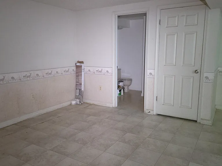 2202 N Tollgate Cir — Photo 19