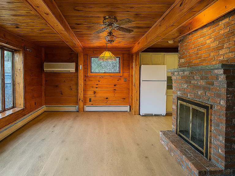 27 Carrier Ln — Photo 4