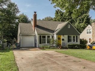 2921 W 50th Ter, Westwood, KS 66205