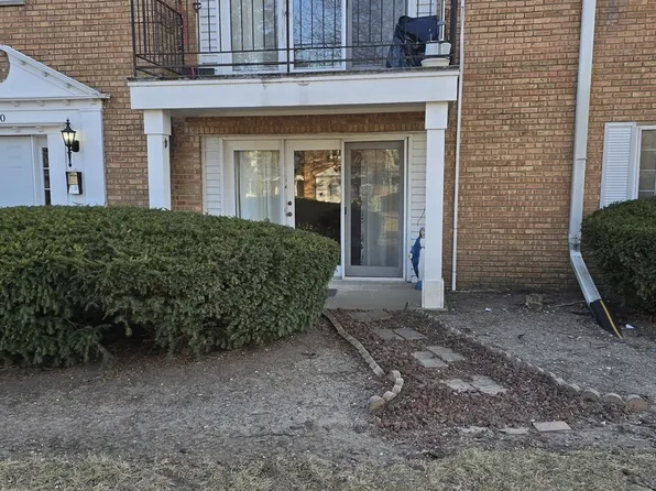 (undisclosed Address), Aurora, IL 60505