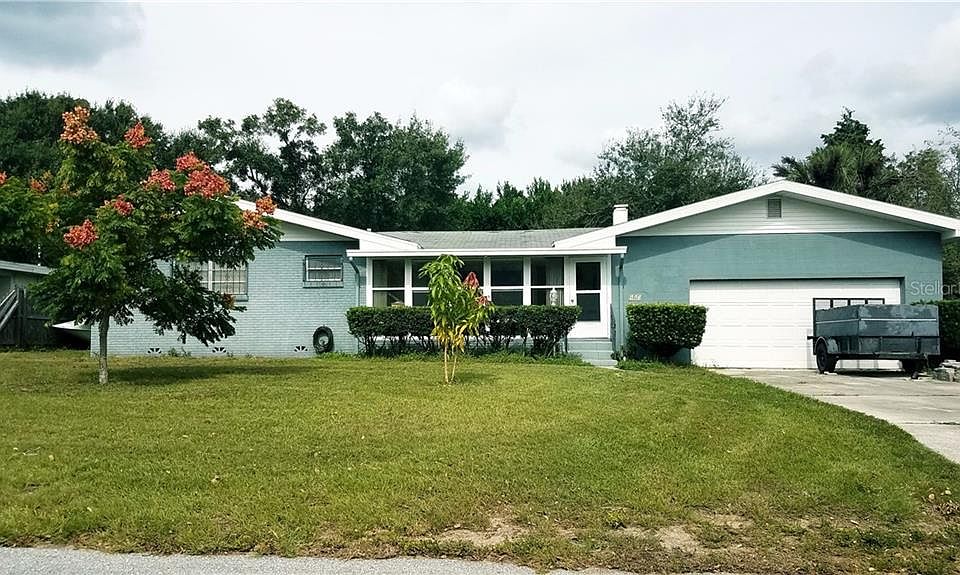 1st image of 907 Avenue V SE