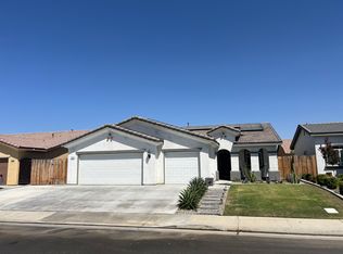 5302 Ciudad Nuevo Dr, Bakersfield, CA 93307