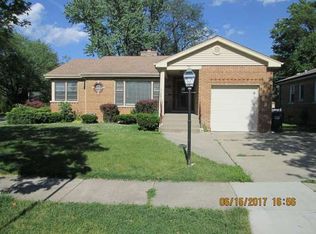 18511 Gladville Ave, Homewood, IL 60430