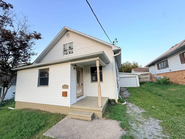 406 N Gardner St, West Frankfort, IL 62896
