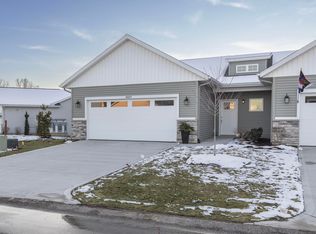 6627 Shoreside Ct SE, Grand Rapids, MI
