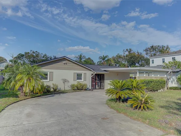 3015 W Asbury Pl, Tampa, FL 33611