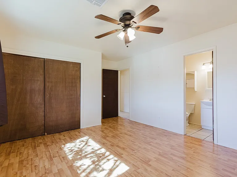 1502 Campbell Pl — Photo 11