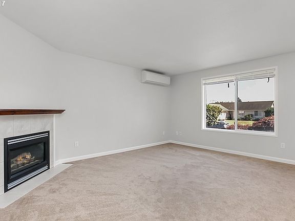 4th image of 16408 NE 22nd St