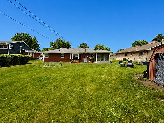 2nd image of 1812 Avenue E