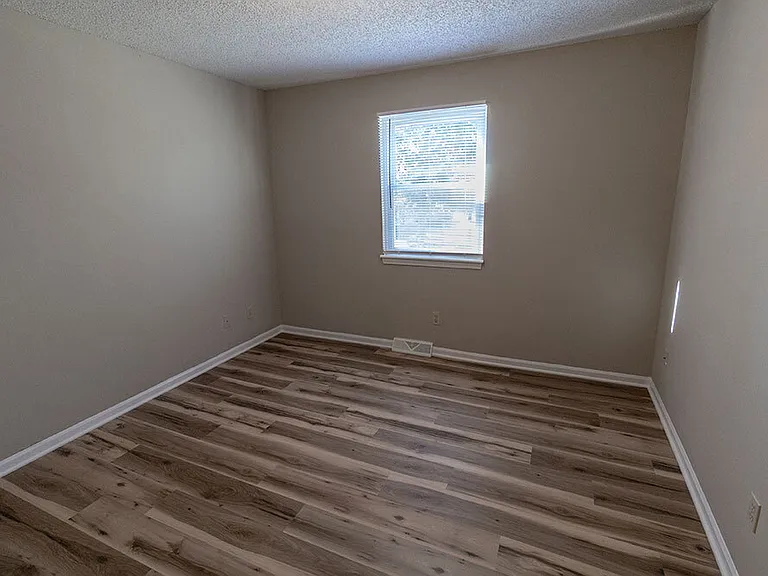 3716 Hermitage Rd — Photo 20