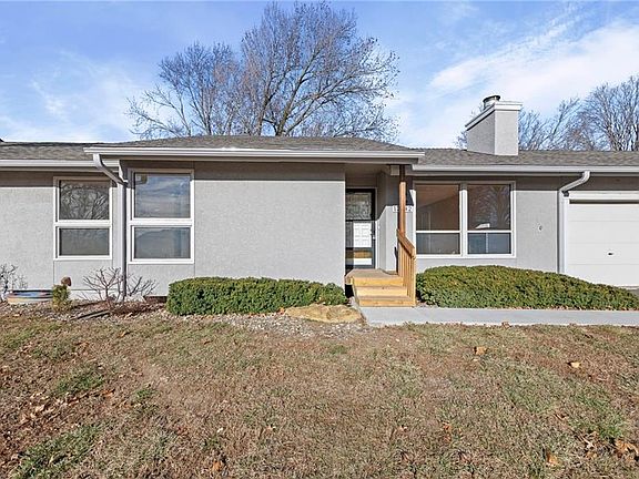 2nd image of 12742 W 108th Pl