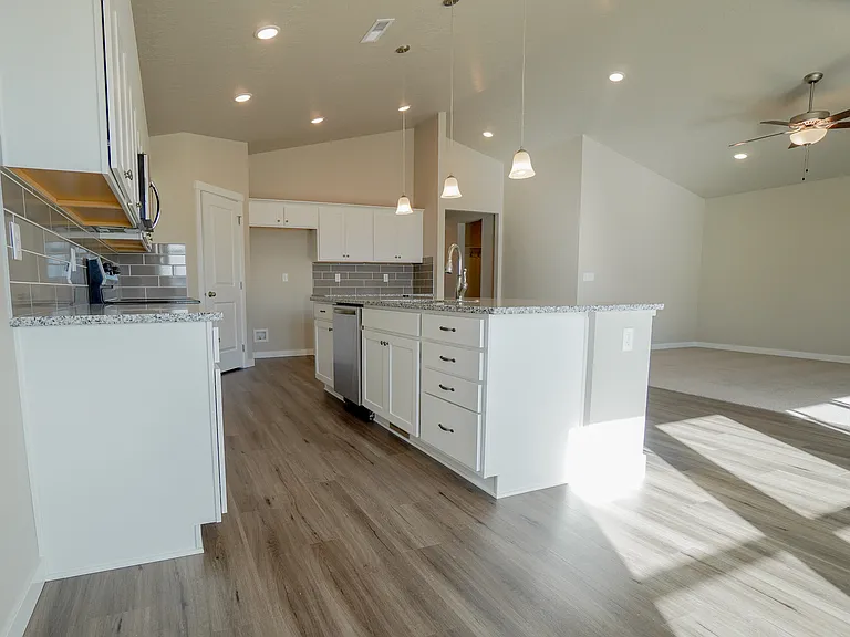 2814 N Cherry Grove Way — Photo 13