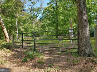 215 Highland Dr W, Millville, NJ 08332