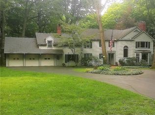 922 Ravine Dr, Youngstown, OH