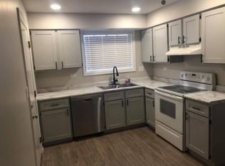 730 Briar Hill Ln, Addison, IL 60101