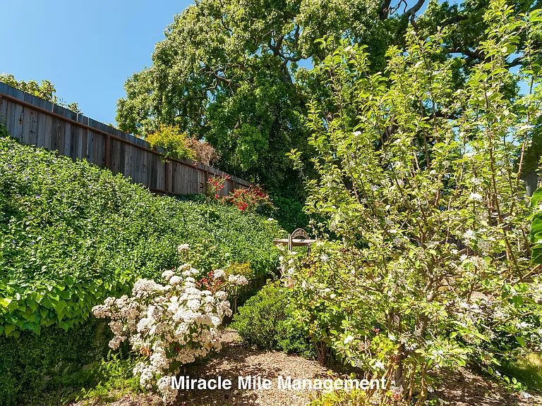 2503 Las Gallinas Ave — Photo 19