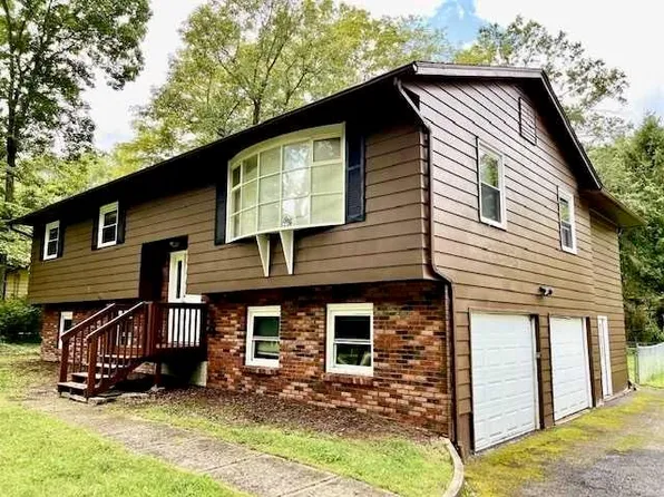 38 BRUIN Drive, Saugerties, NY 12477