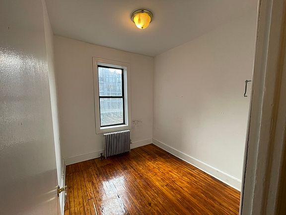 4th image of 342 Saint Marks Ave APT 6
