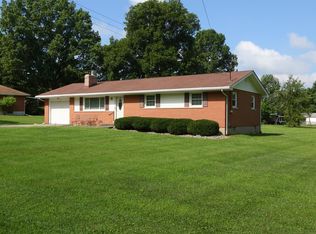 205 Lakeview Dr, Mason, OH 45040