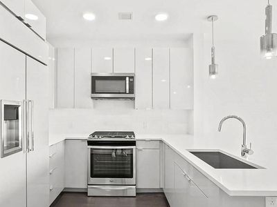 65 Lewis St APT 603, Boston, MA, 02128