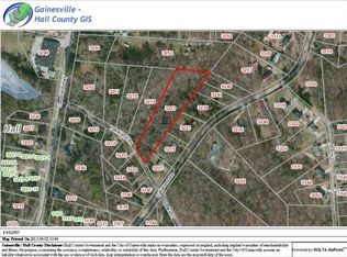 3221 Lakeland Ln, Gainesville, GA 30506