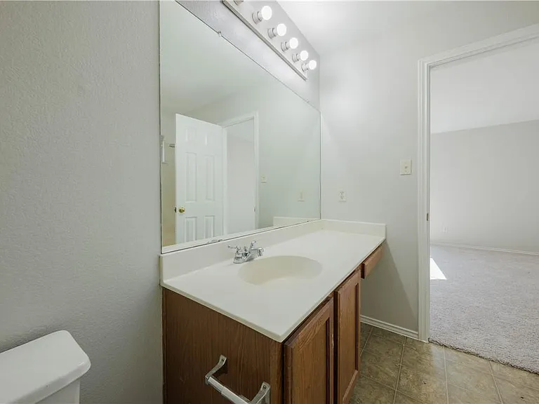 2905 Rainy River Dr — Photo 36